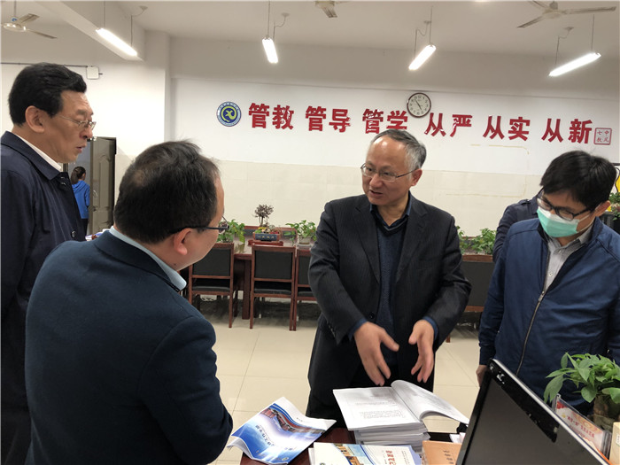 以教學視導為契機   深入課堂抓質量(圖2)