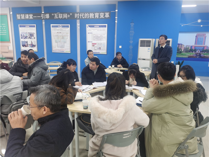 高二級(jí)部：同課異構(gòu)締結(jié)友誼、教研興校開拓天地(圖5)