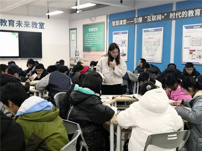 課程思政：思政引領展嶄新課堂 師生共融顯創(chuàng)新課程(圖2)