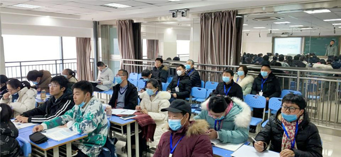 高一級部：界首市新課程新教材實施培訓在合肥七中舉行(圖13)