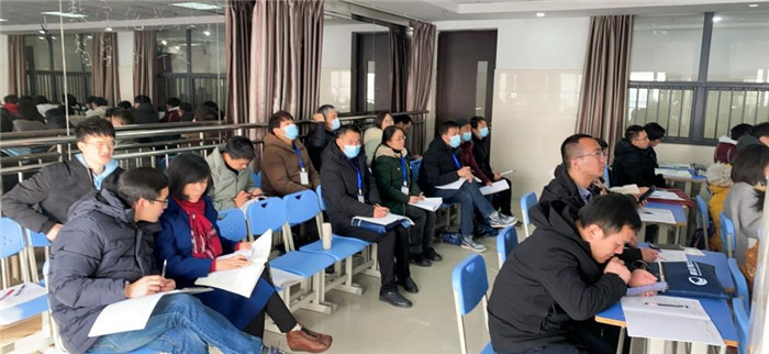 高一級部：界首市新課程新教材實施培訓在合肥七中舉行(圖17)