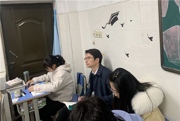 高二級部：推門聽課日日新，教研相長節(jié)節(jié)高(圖10)