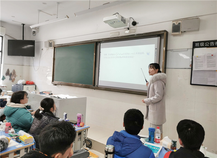 高二級部：推門聽課日日新，教研相長節(jié)節(jié)高(圖4)