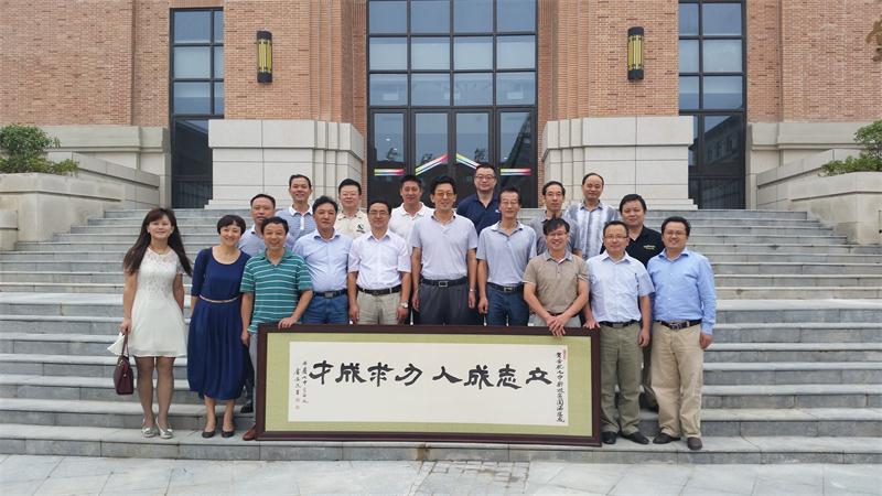 校際交流促發(fā)展，相互學(xué)習(xí)共成長(zhǎng)(圖1)