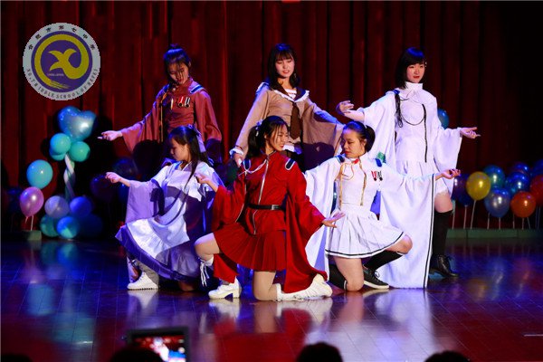 師生歡聚迎新年，載歌載舞譜新篇(圖13)