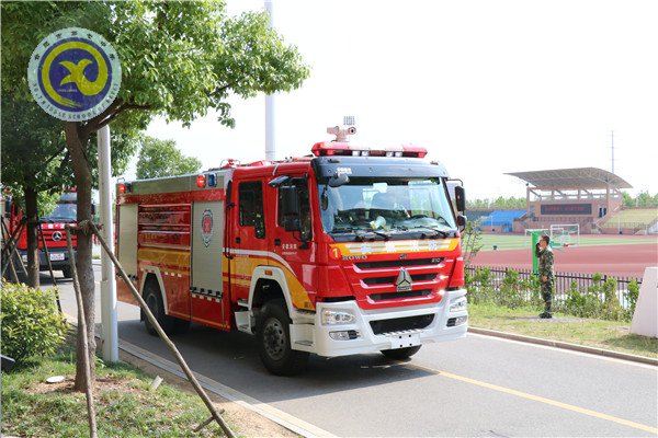高新消防進(jìn)校園，為中考保駕護(hù)航(圖2)