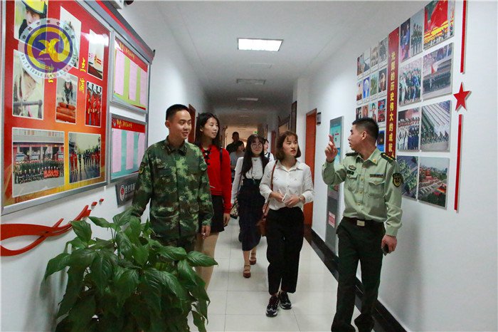  軍民魚(yú)水情，歡樂(lè)慶佳節(jié)(圖6)