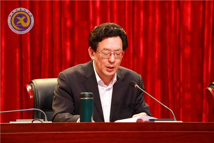 手執(zhí)奮進(jìn)之筆，譜寫(xiě)師德風(fēng)采(圖2)