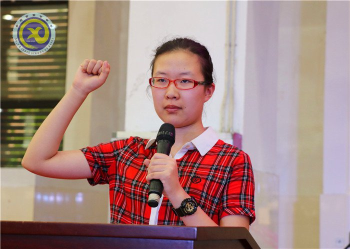 有你同行，風(fēng)雨無阻；斗志昂揚(yáng)，擁抱彩虹(圖11)