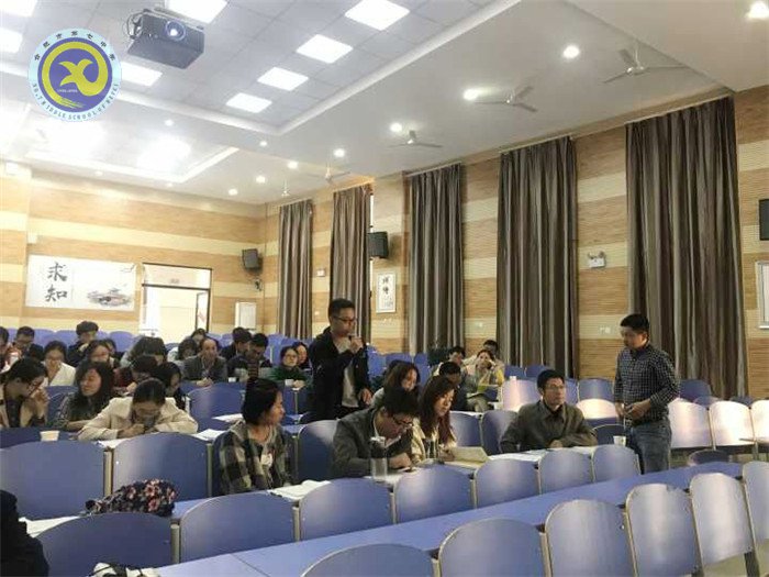 同課異構(gòu)共研討，青年教師展風(fēng)姿(圖16)