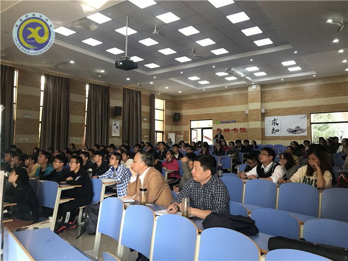 同課異構(gòu)共研討，青年教師展風(fēng)姿(圖17)