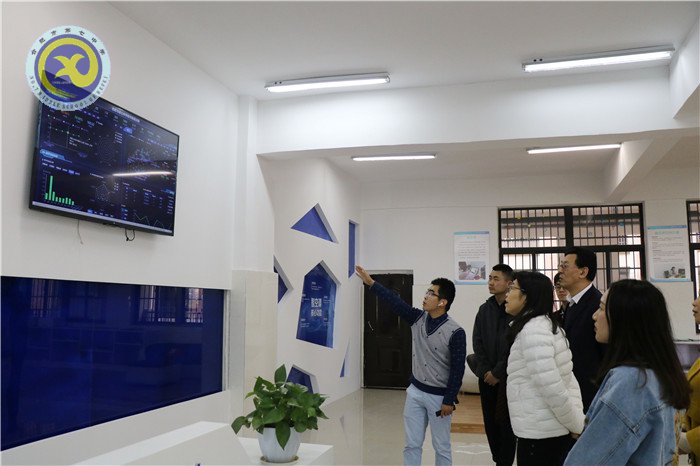 教育部中學校長培訓中心副主任劉莉莉教授蒞臨合肥七中指導工作(圖7)