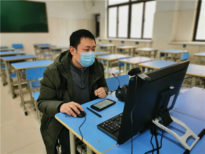 抗疫教育兩不松，七中地理在行動(圖1)