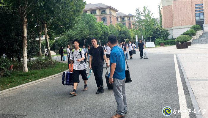 對未來最大的慷慨，就是把一切獻給現(xiàn)在(圖2)