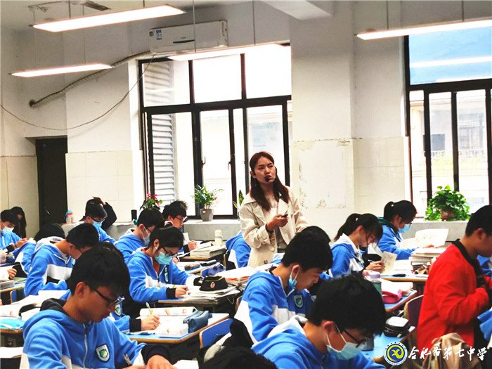 專家視導(dǎo)引方向，交流反思促提升(圖2)
