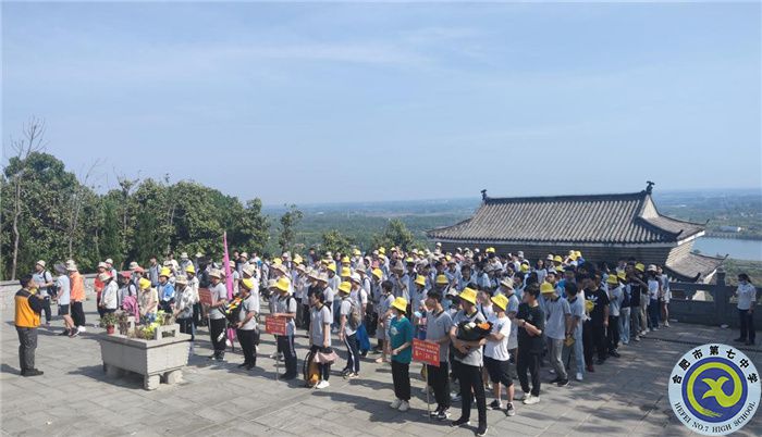 游官亭林海，謁劉銘傳陵(圖1)