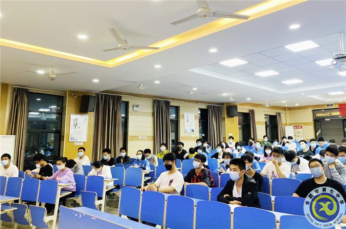 師生同心抗擊疫情 科學防控萬眾一心(圖3)
