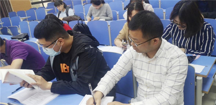第二黨支部：深研黨史，勤辦實(shí)事(圖3)