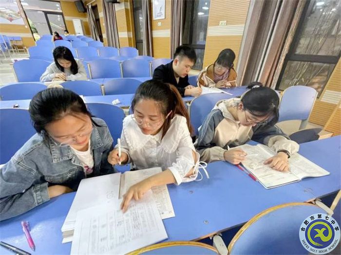 合肥七中高一年級“青藍(lán)工程”成果匯報系列報道（三）(圖6)