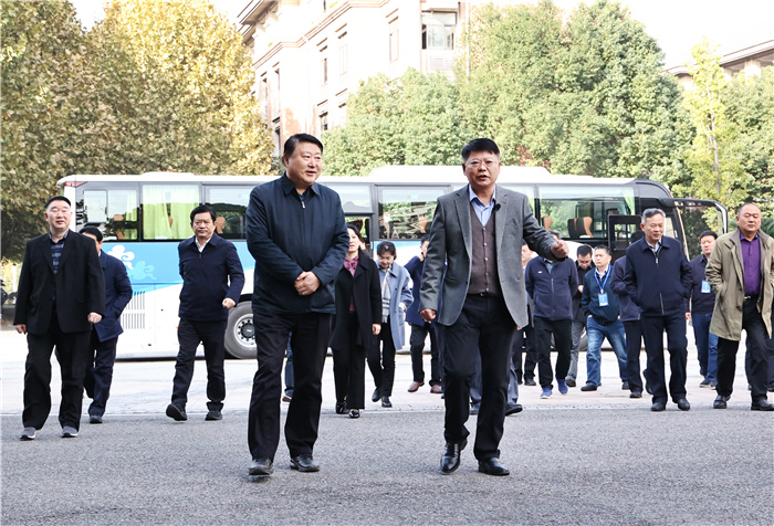 溫暖同行，守護(hù)心靈！安徽省心理健康教育現(xiàn)場會在合肥七中舉行！(圖1)