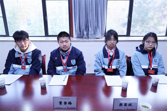 合肥七中高二年級順利開展模擬政協(xié)系列活動(dòng)(圖4)